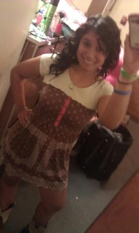 File:Brown dress.jpg