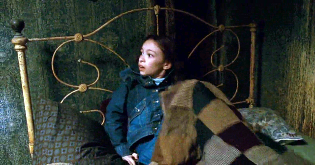 File:Sharon bed.png