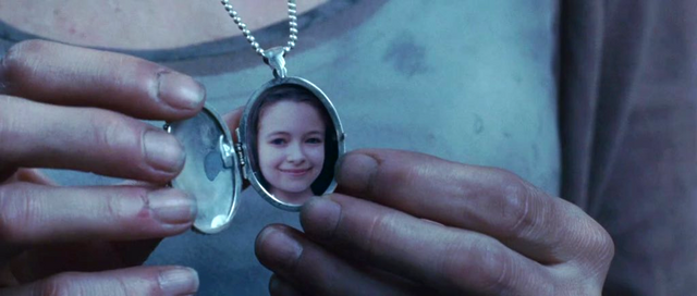 File:LocketSharon.png