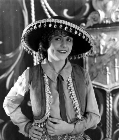 File:Louise Lorraine.jpg