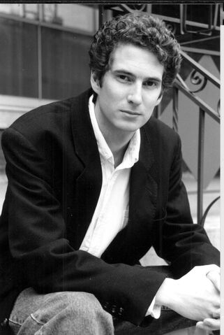 File:Kenneth Oppel.jpg