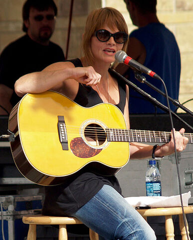 File:Shawn Colvin.jpg