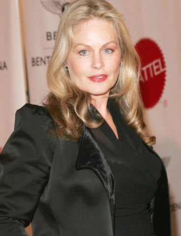 File:Beverly D'Angelo.jpg