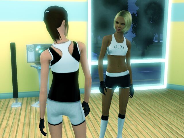 File:Leona argues with Dina.jpg
