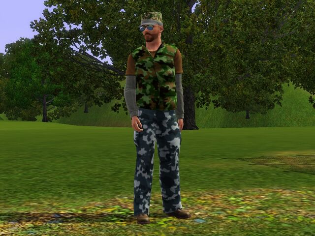 File:Hunter Cottoneye full figure.jpg
