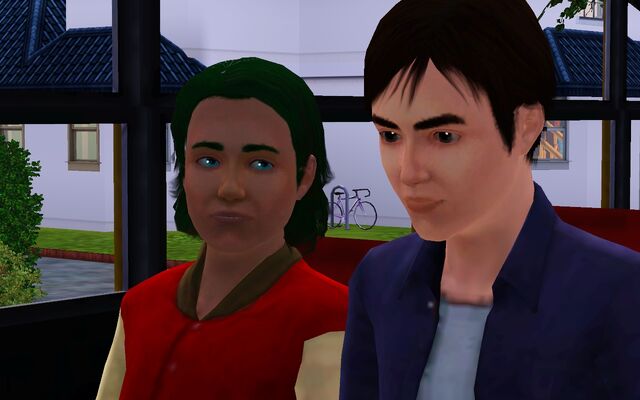 File:Charlie Chris at bus.jpg