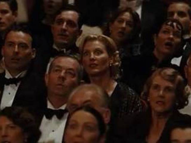 File:Broadway audience.jpg