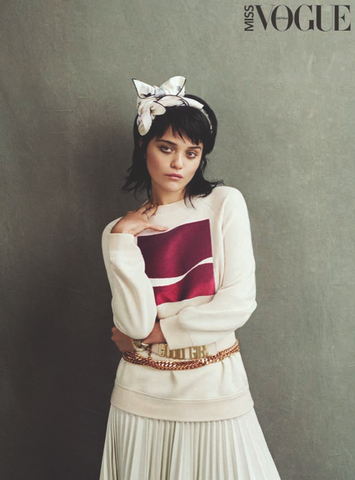 File:Miss Vogue 04.png