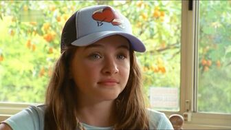 EmanuelleBains SleepoverClub S02E12 0001