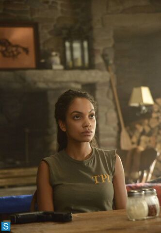 File:1x04 stills6.jpg