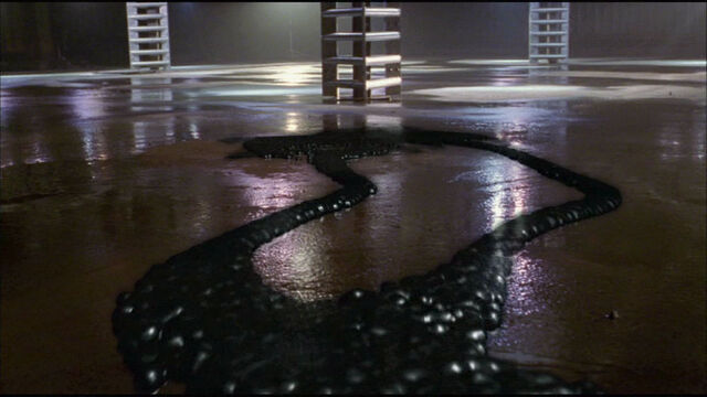 File:Arrival cliffhanger 1.jpg