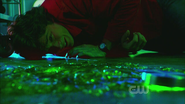 File:Clark in kryptonite.jpg
