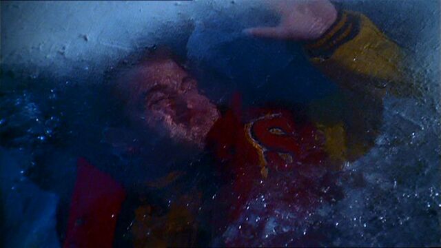 Archivo:Smallville105 072.jpg