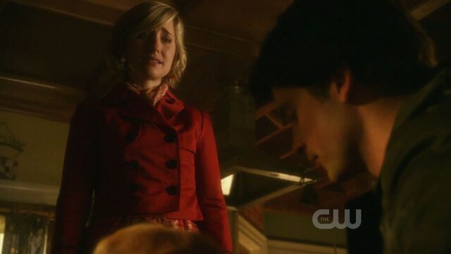 File:902Smallville0275.jpg