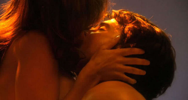File:Clois love scene1.jpg