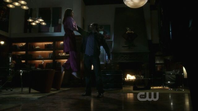 File:907Smallville1012.jpg