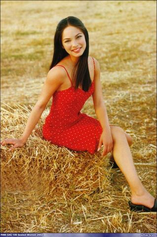 File:Kristin-in-Red-Dress-kristin-kreuk-34626 530 800.jpg