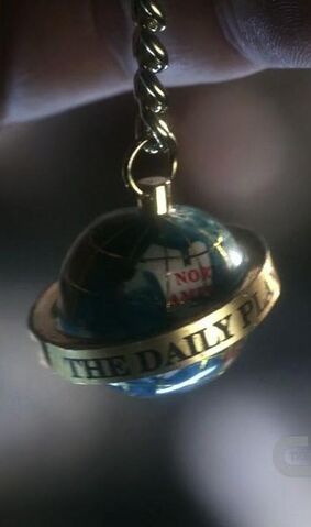 File:Planet Keychain.jpg