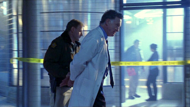 File:Lawrence-Grady-4x19-08.jpg