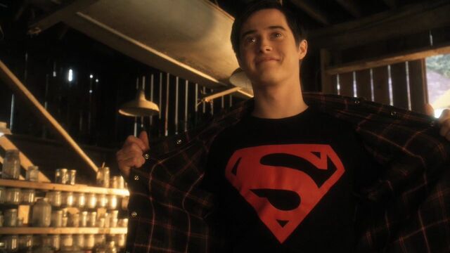 File:1016Smallville1439.jpg