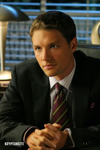 Grant Gabriel  Wiki Smallville  FANDOM powered by Wikia