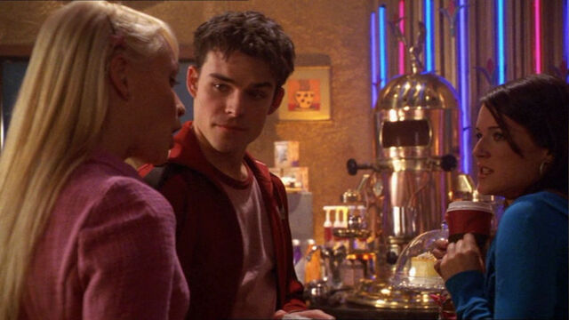 File:Billy-Durden-4x18-03.jpg
