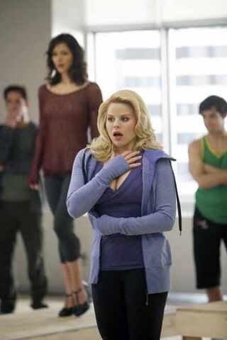 File:Smash-1x06-Episode-Promo-Chemistry-012.jpg