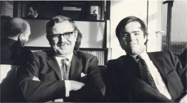 File:Peyo And Somebody.jpg