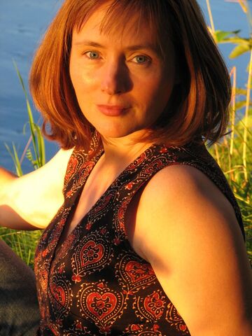 File:Beth-cahill.jpg