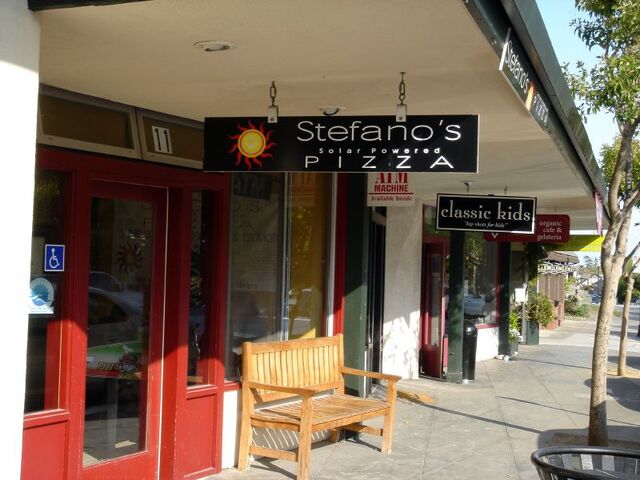 File:Stefano's pizza.jpg