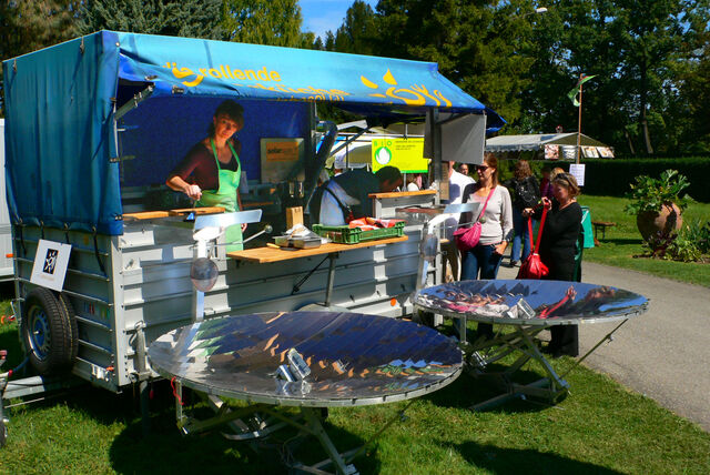 File:Creperie Solaire.jpg