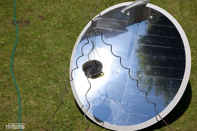 File:2011-07-08-13-56-40 Solarkocher.jpg
