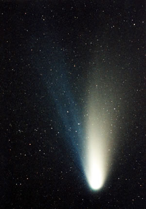 File:Comet Hale-Bopp.jpg