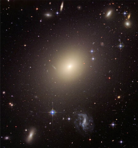 File:Elliptical (galaxy).jpg