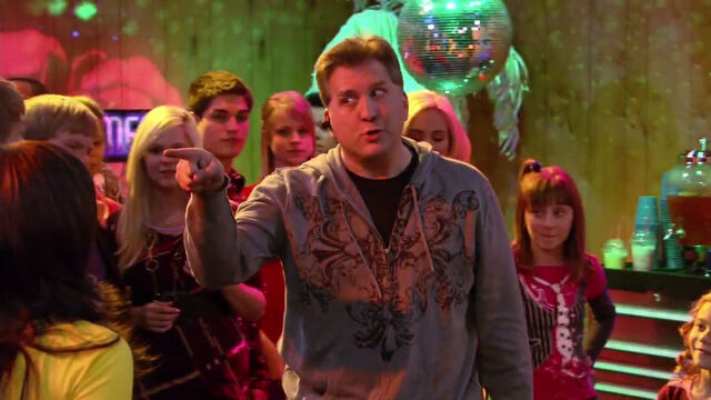 File:10 condorbasement.jpg