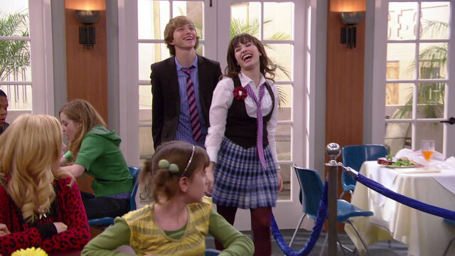 File:03 sonnyinmackfallsuniform.jpg