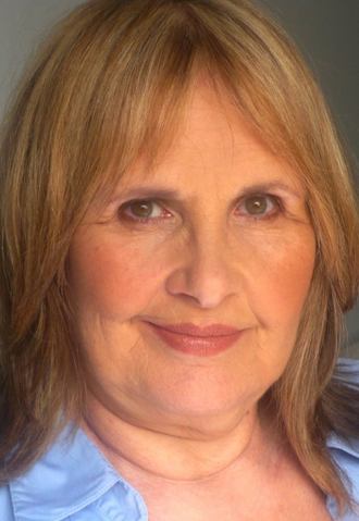 File:Julie Ariola.png