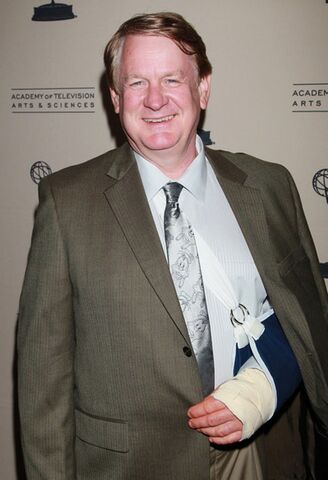 File:2011+Daytime+Emmy+Awards+Nominees+Cocktail+78Q07cAAB9ul.jpg