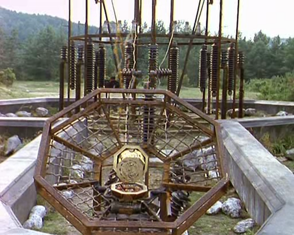 Datei:Botenturm Steuerungseinheit.png