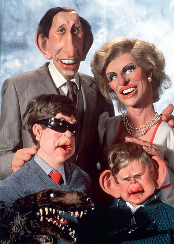 File:Spitting-imageroyal-family.jpg