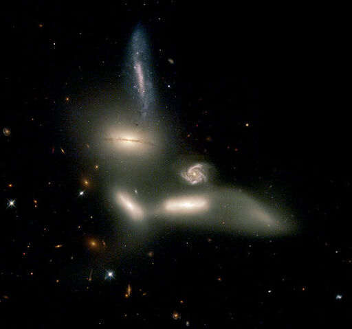 File:Cluster.jpg