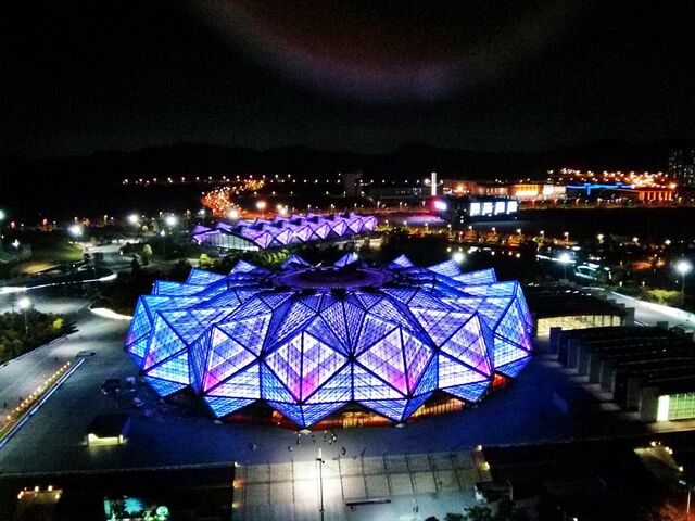 File:RealWorld Crystal Hall (Night).jpg