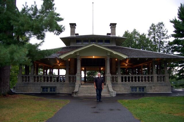 File:RealWorld Rockcliffe Park.jpg