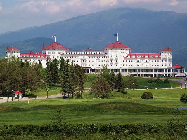 File:RealWorld Mountain Hotel.jpg