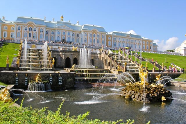 File:Peterhof Palace.jpg