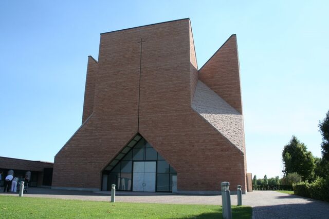 File:RealWorld Church Beato Giovanni XXIII.jpg