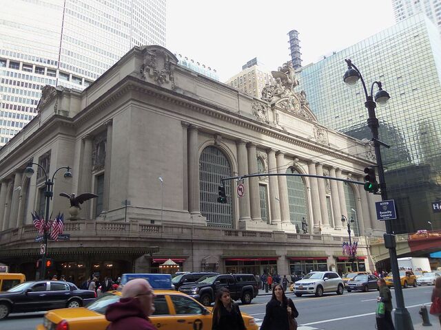File:RealWorld Beaux-Arts Station.jpg