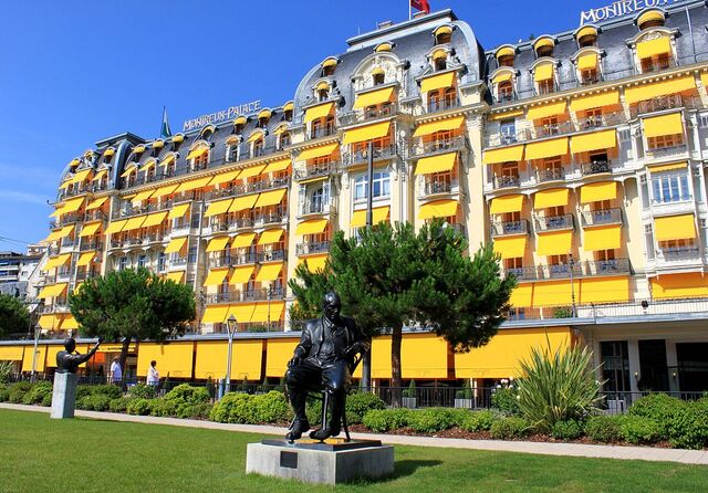 File:RealWorld Hotel Monroе.jpg