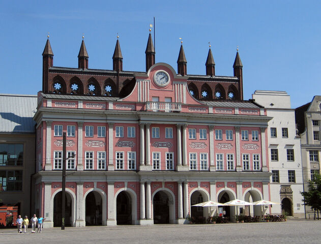 File:RealWorld Rostock Town Hall.jpg