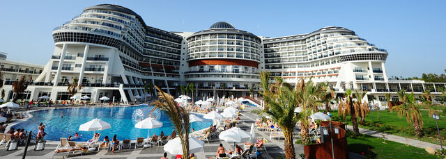 File:RealWorld Laguna Hotel.jpg